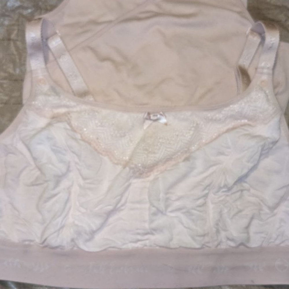 Set of TWO wireless lounge bras, fits approximately 40L - 44I